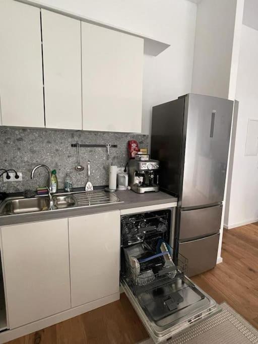 Stilvolle Wohnung Mit Terrasse/Garten Viena Exterior foto